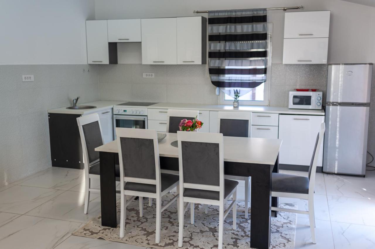 Apartman Mona Podgorica Eksteriør billede