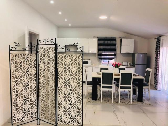 Apartman Mona Podgorica Eksteriør billede